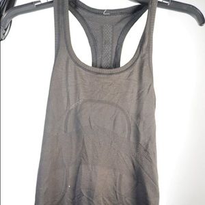 Lululemon Women's Shirt Size 2